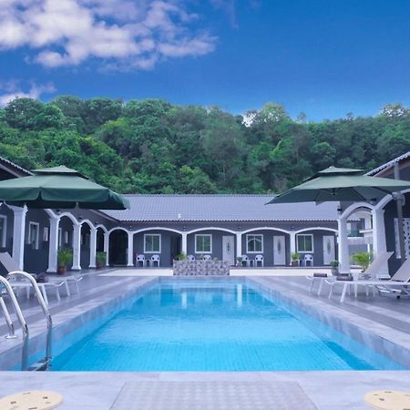 Cenang Rooms With Pool By Virgo Star Resort Pantai Cenang  Εξωτερικό φωτογραφία