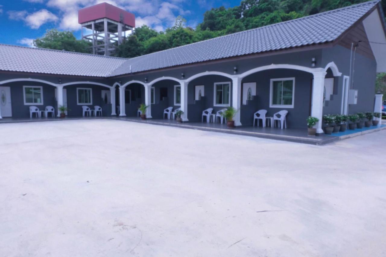 Cenang Rooms With Pool By Virgo Star Resort Pantai Cenang  Εξωτερικό φωτογραφία